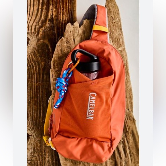 Camelbak Handbags - Camelbak Arete Sling 8